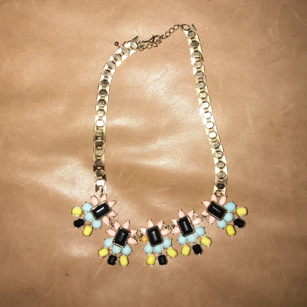 Statement necklace